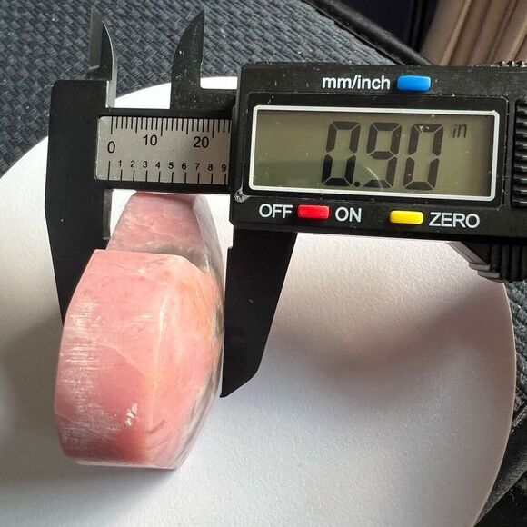 Pink Opal Heart‎ Carving (#4) - Picture 5 of 8